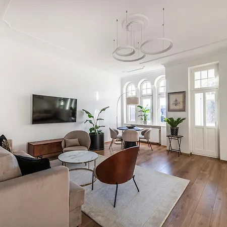 Apartment Penthouse *
