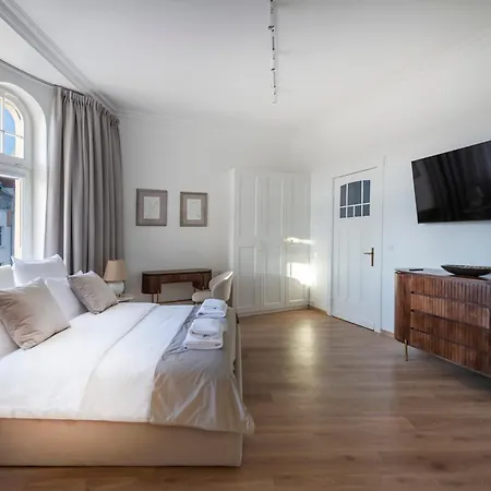 Apartment Penthouse *